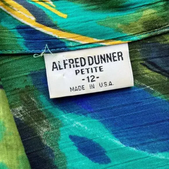 Vintage Alfred Dunner Petite Button Down Floral Hawaiian Shirt - Picture 2 of 4